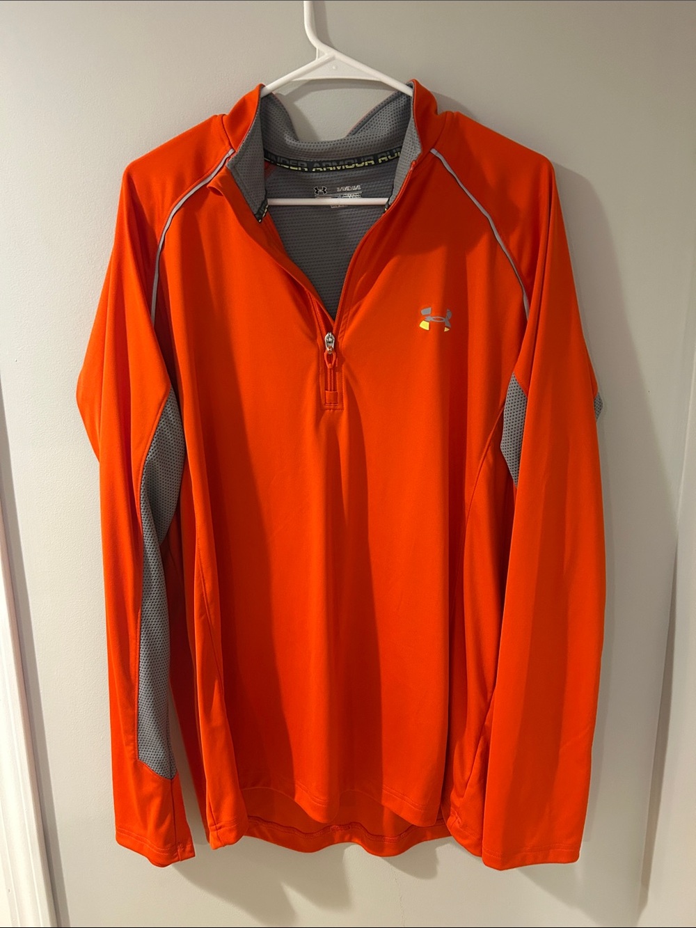 Under Armour Men's Bright Orange 1/4 Zip Performance Pullover
